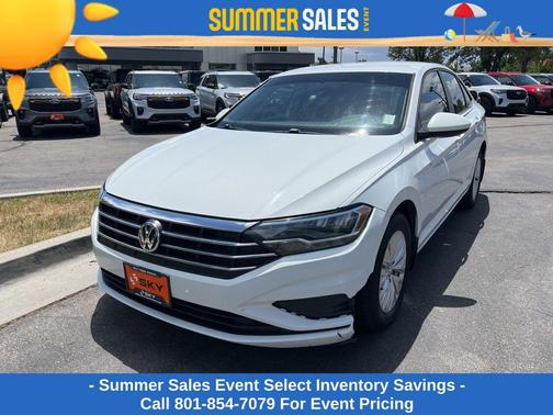 Pure White 2019 Volkswagen Jetta 1.4T S
