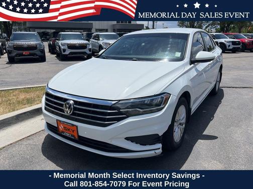 Pure White 2019 Volkswagen Jetta 1.4T S
