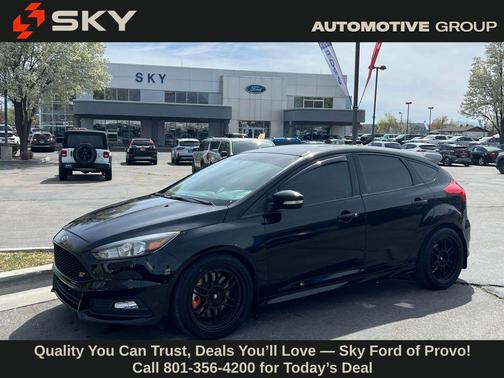 2018 Ford Focus ST 