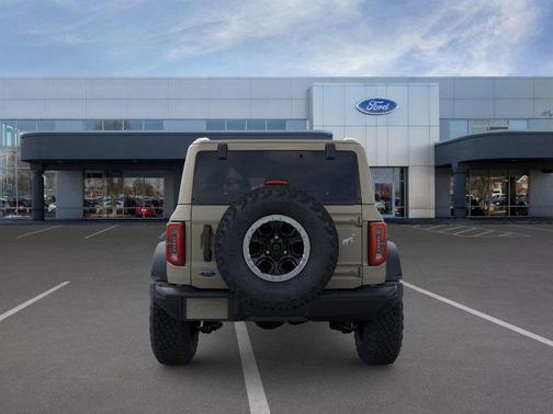 DESERT SAND 2026 Ford Bronco Badlands