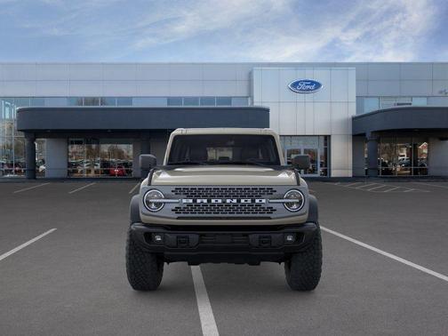 DESERT SAND 2026 Ford Bronco Badlands