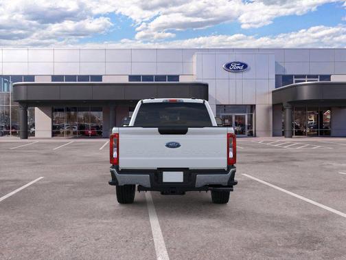 Oxford White 2026 Ford F-250 XLT