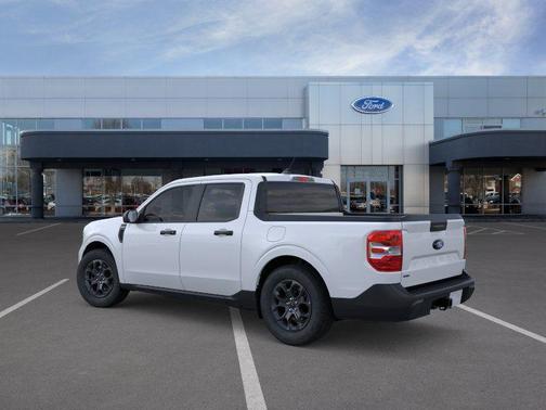 Space White Metallic 2026 Ford Maverick XLT