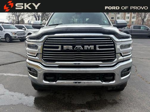 2022 RAM 3500 Laramie Crew Cab 4x4 6'4' Box