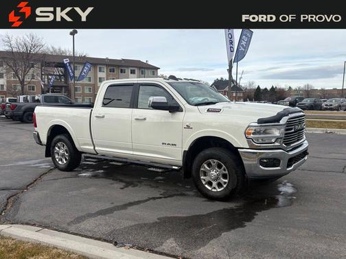 2022 RAM 3500 Laramie Crew Cab 4x4 6'4' Box