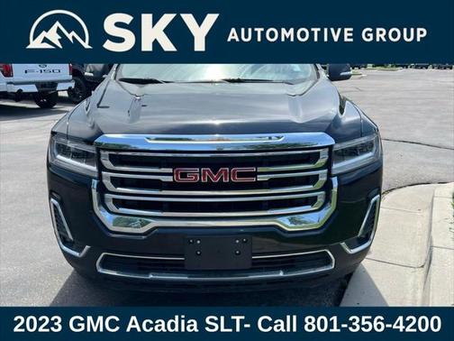 2023 GMC Acadia AWD SLT