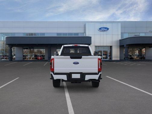 OXFORD WHITE 2026 Ford F-250 XL