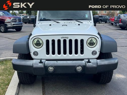 Bright White Clearcoat 2017 Jeep Wrangler Unlimited Sport