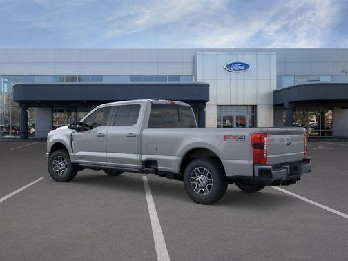 AVALANCHE 2026 Ford F-350 Lariat