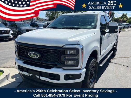White Metallic 2023 Ford F-250 Lariat