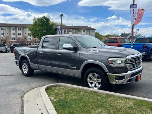 Granite Crystal Metallic Clearcoat 2020 RAM 1500 Laramie