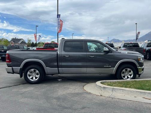 Granite Crystal Metallic Clearcoat 2020 RAM 1500 Laramie