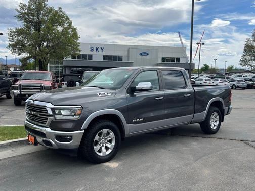 Granite Crystal Metallic Clearcoat 2020 RAM 1500 Laramie
