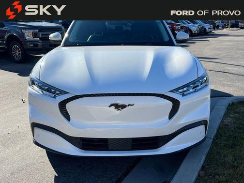 2022 Ford Mustang Mach-E Select