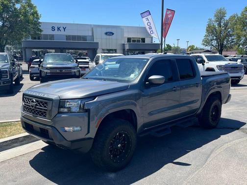 Gun Metallic 2022 Nissan Frontier SV