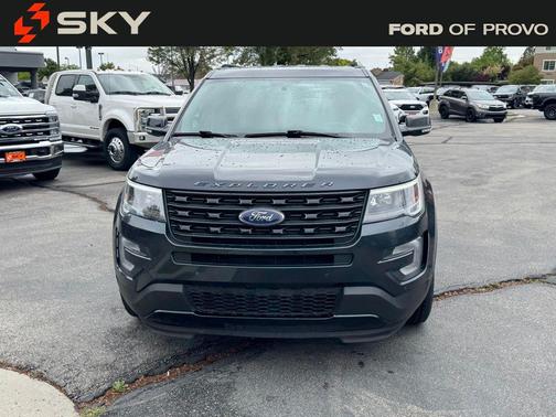 Quartz Metallic 2017 Ford Explorer sport