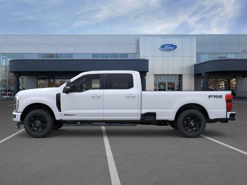 Star White Metallic Tri-Coat 2026 Ford F-350 Lariat