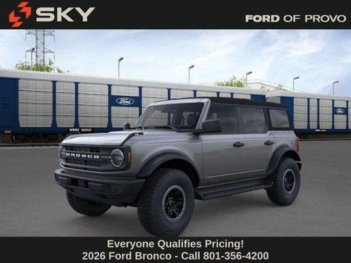Carbonized Gray Metallic 2026 Ford Bronco Base