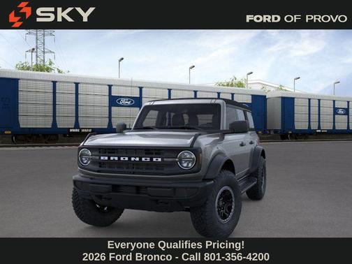 Carbonized Gray Metallic 2026 Ford Bronco Base