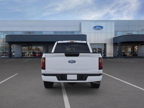 OXFORD WHITE 2026 Ford F-150 XLT