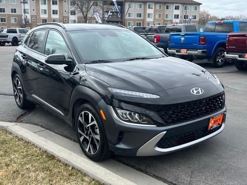 Abyss Black Pearl 2023 Hyundai KONA Limited