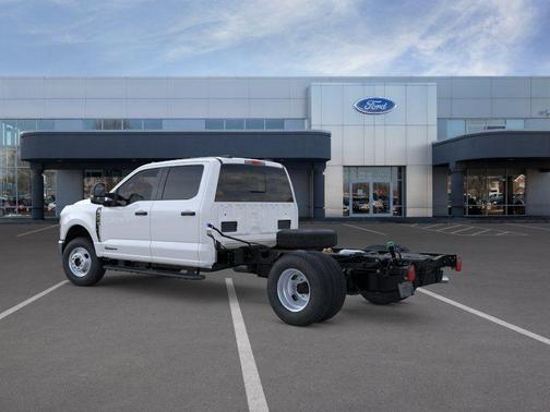 OXFORD WHITE 2025 Ford F-350 XL