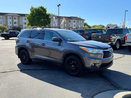 Predawn Gray Mica 2014 Toyota Highlander LE Plus