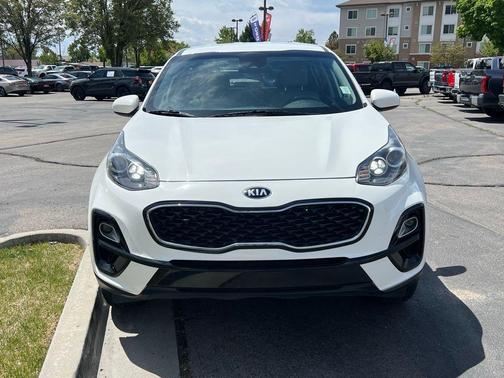 Clear White 2020 Kia Sportage LX