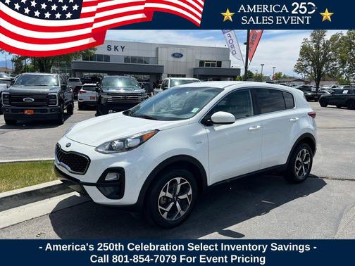 Clear White 2020 Kia Sportage LX