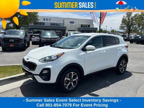 Clear White 2020 Kia Sportage LX