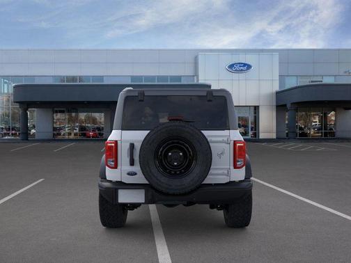 OXFORD WHITE 2026 Ford Bronco Big Bend
