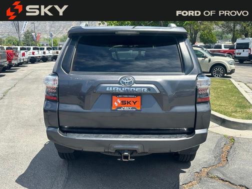 Magnetic Gray Metallic 2017 Toyota 4Runner SR5