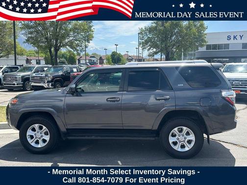 Magnetic Gray Metallic 2017 Toyota 4Runner SR5