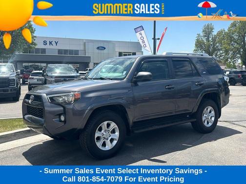Magnetic Gray Metallic 2017 Toyota 4Runner SR5