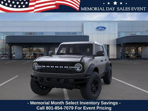 Gray Metallic 2025 Ford Bronco Badlands