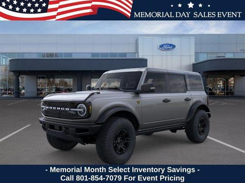 Gray Metallic 2025 Ford Bronco Badlands