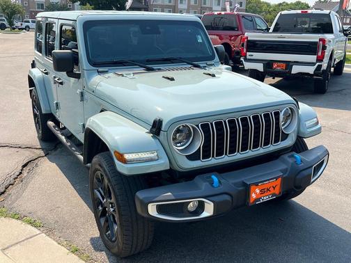 Earl Clearcoat 2024 Jeep Wrangler 4xe Sahara
