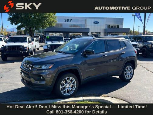 2023 Jeep Compass Latitude Lux