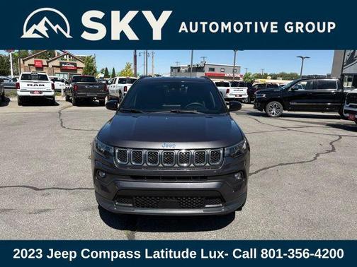 2023 Jeep Compass Latitude Lux
