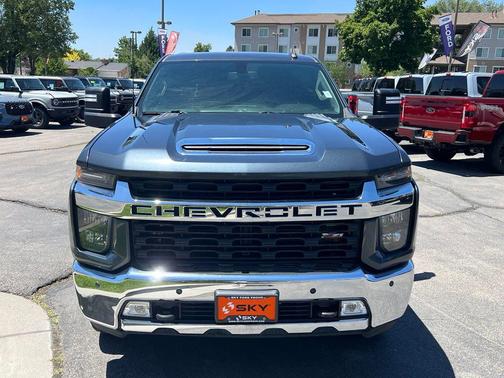 Shadow Gray Metallic 2020 Chevrolet Silverado 2500 LT