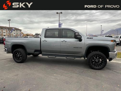 2024 Chevrolet Silverado 3500 LT