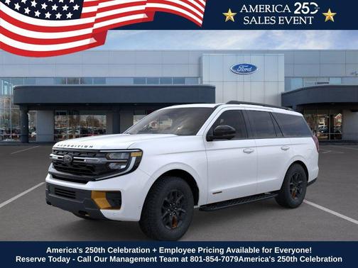 Star White Metallic Tri-Coat 2026 Ford Expedition Tremor