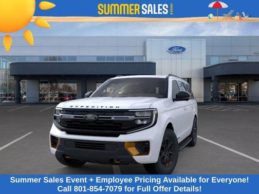 Star White Metallic Tri-Coat 2026 Ford Expedition Tremor