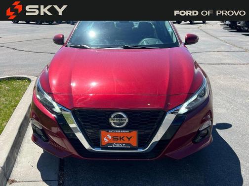 Scarlet Ember Tintcoat 2019 Nissan Altima 2.5 SV