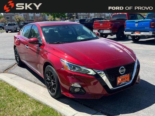 Scarlet Ember Tintcoat 2019 Nissan Altima 2.5 SV