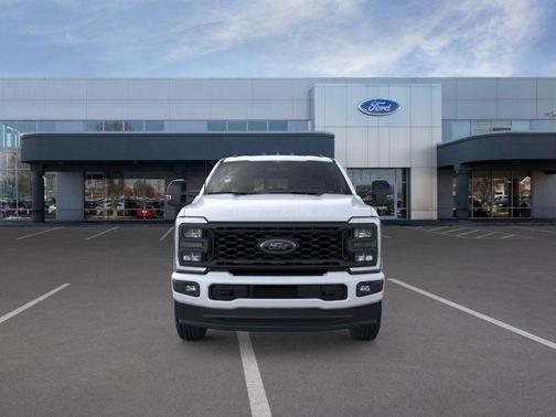 2025 Ford F-350 Lariat