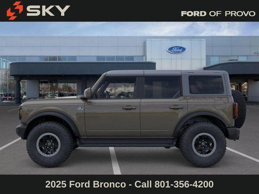 2025 Ford Bronco Outer Banks
