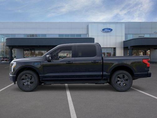 2025 Ford F-150 Lightning LARIAT