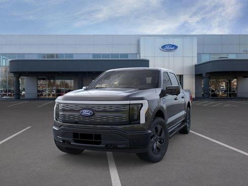 2025 Ford F-150 Lightning LARIAT