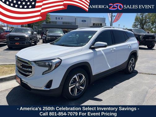 Summit White 2019 GMC Terrain SLT